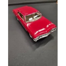 Chevrolet Impala 1967 , 1:43 mastelis (4 spalvos) Kinsmart Auto Modelis