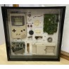 Nintendo Gameboy Original Console Display Photo Frame. Konsolės schema rėmelyje
