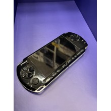SONY PSP 3004 Slim Playstation Portable rankinė konsolė su žaidimais, su pakrovėju, NAUDOTA