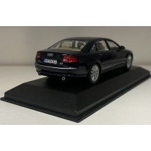 Audi A8 D3 minichamps 1:43
