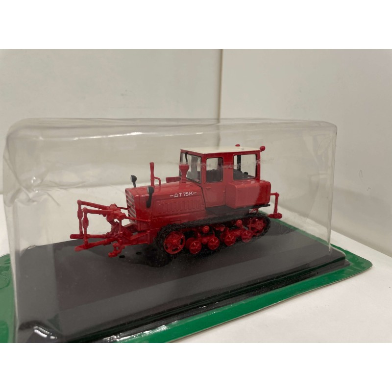 DT-75K 1972, 1:43, Hachette