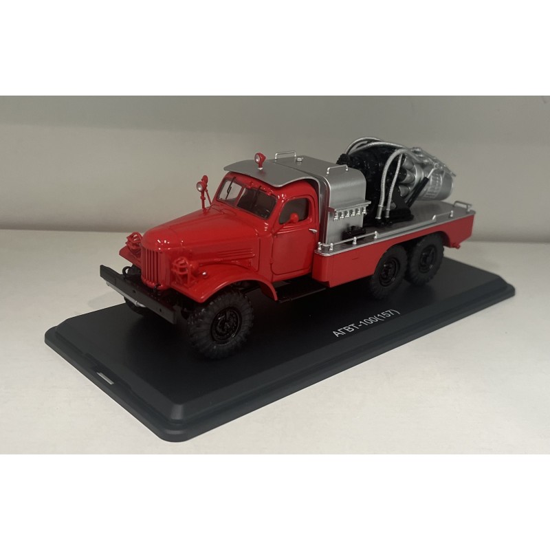 Zil-157 gaisrine 1:43 SSM