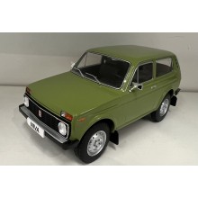 Lada Niva 1:18 MCG