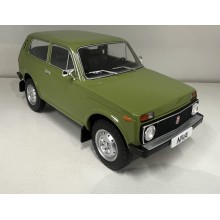 Lada Niva 1:18 MCG