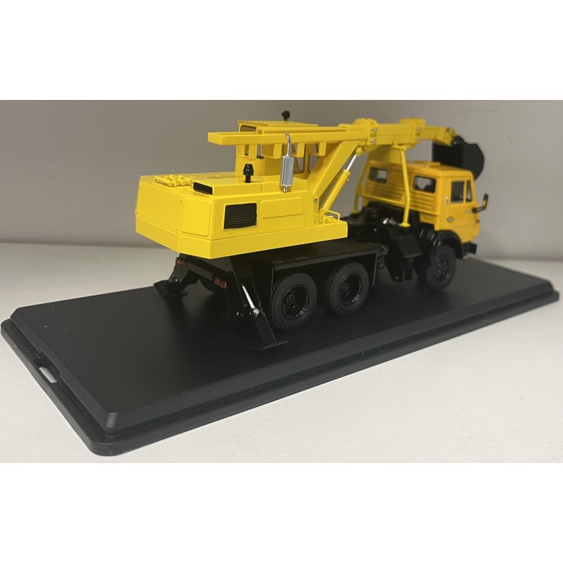 Kamaz 5511 Eskavatorius 1:43 SSM