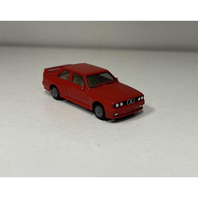 BMW e30 3 serija 1:87 Herpa
