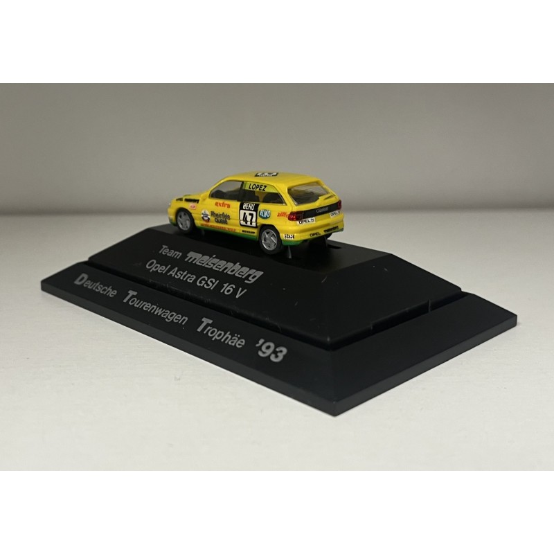 Opel astra 1:87 Herpa