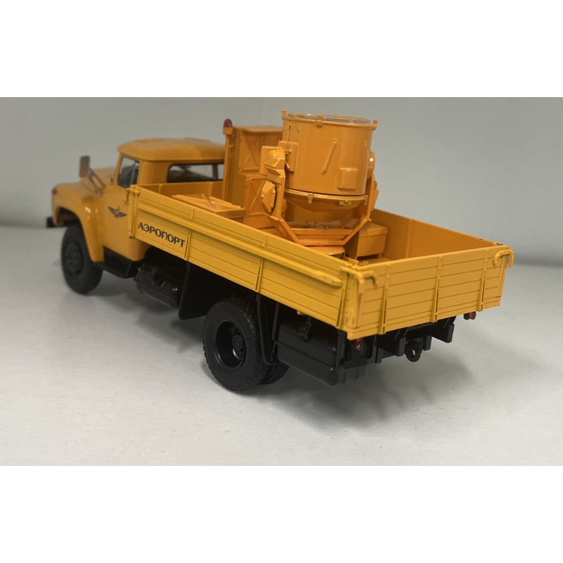 Zil-130 1:43 AIST