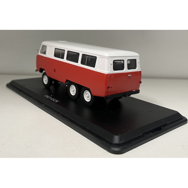 UAZ-452 1:43 SSM