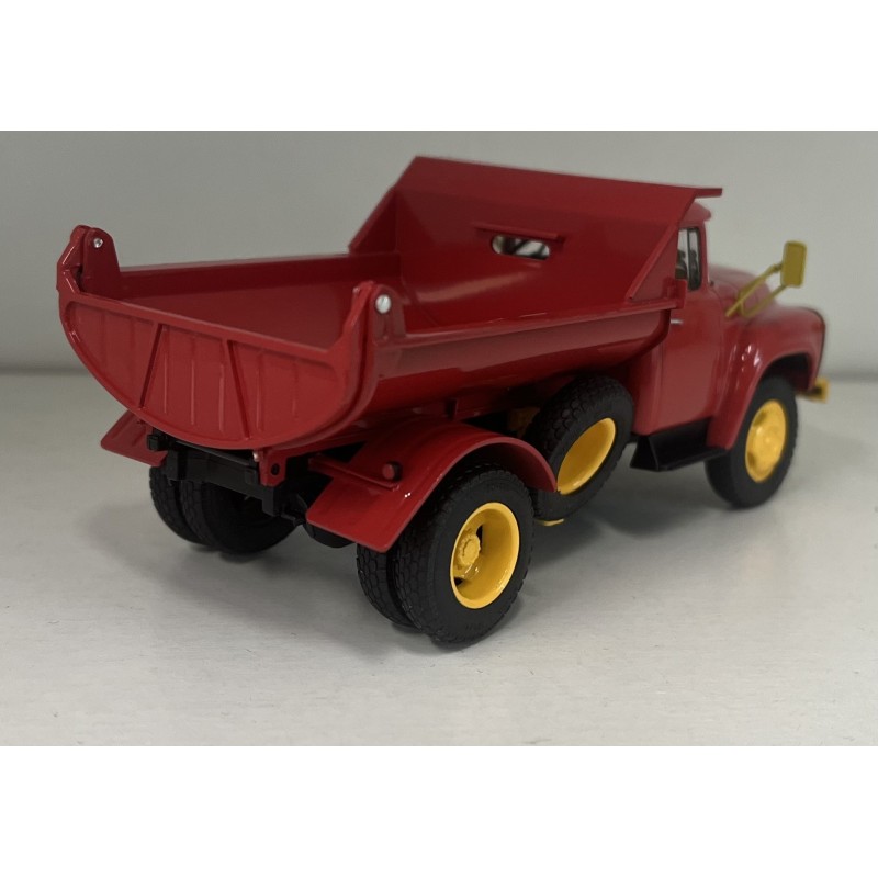 Zil-mmz-555 1:43 AIST