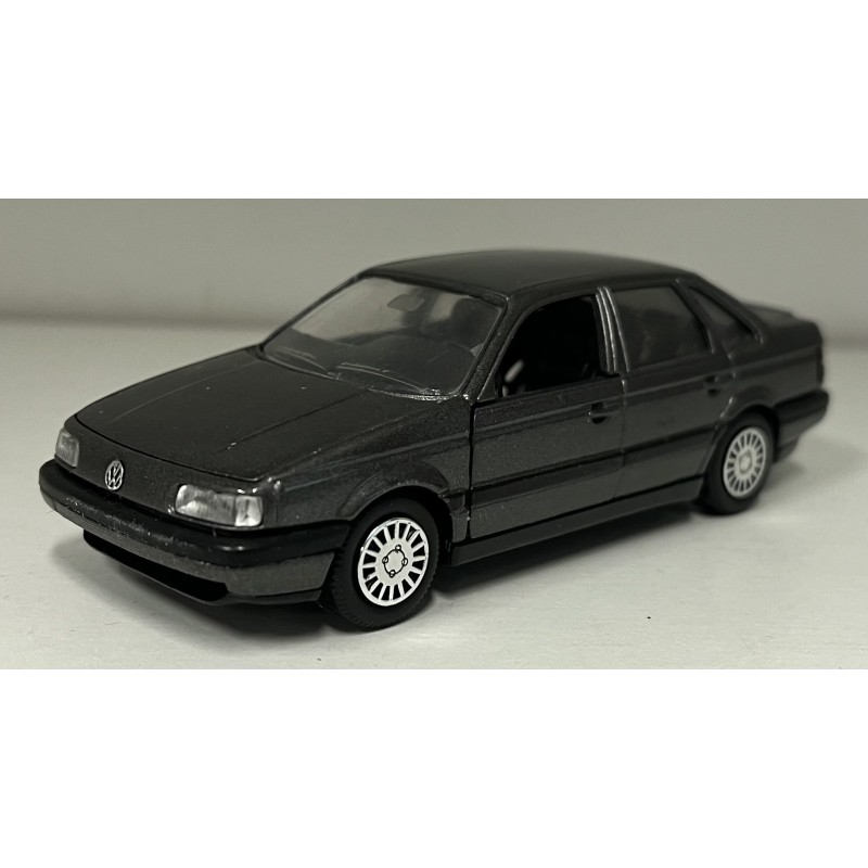 Volkswagen passat b3 1:43 Schabak
