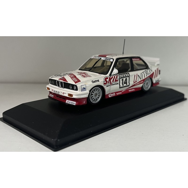 BMW e30 Minichamps 1:43
