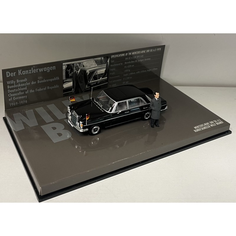 Mercedes-Benz  300 Sel presidental car 1:43 Minichamps