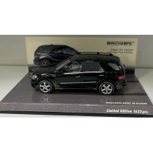 Mercedes-Benz ML 1:43 minichamps