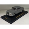 Mercedes-Benz 200 1:43 minichamps