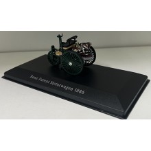 Mercedes-Benz Motorwagen 1:43 minichamps