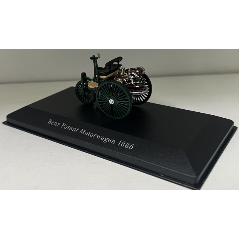 Mercedes-Benz Motorwagen 1:43 minichamps