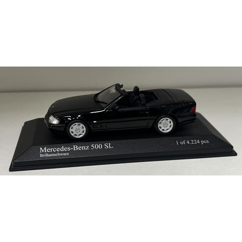 Mercedes-Benz 500sl1:43 Minichamps