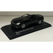 Mercedes-Benz SL63 amg 1:43 Minichamps