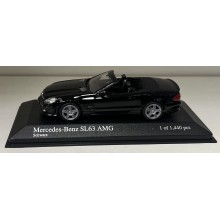 Mercedes-Benz SL63 amg 1:43 Minichamps