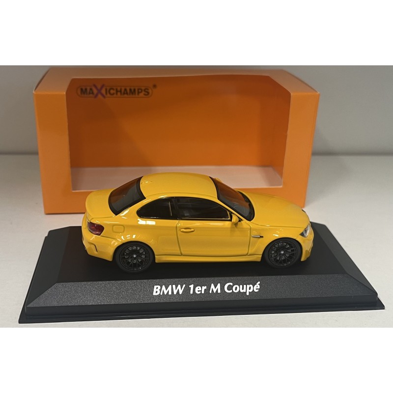 BMW 1er M coupe 1:43 maxichamps