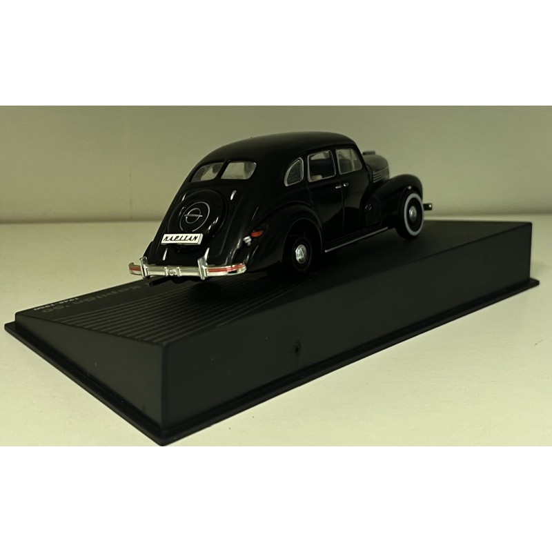Opel Kapitan 1948 1:43 IXO .defektas