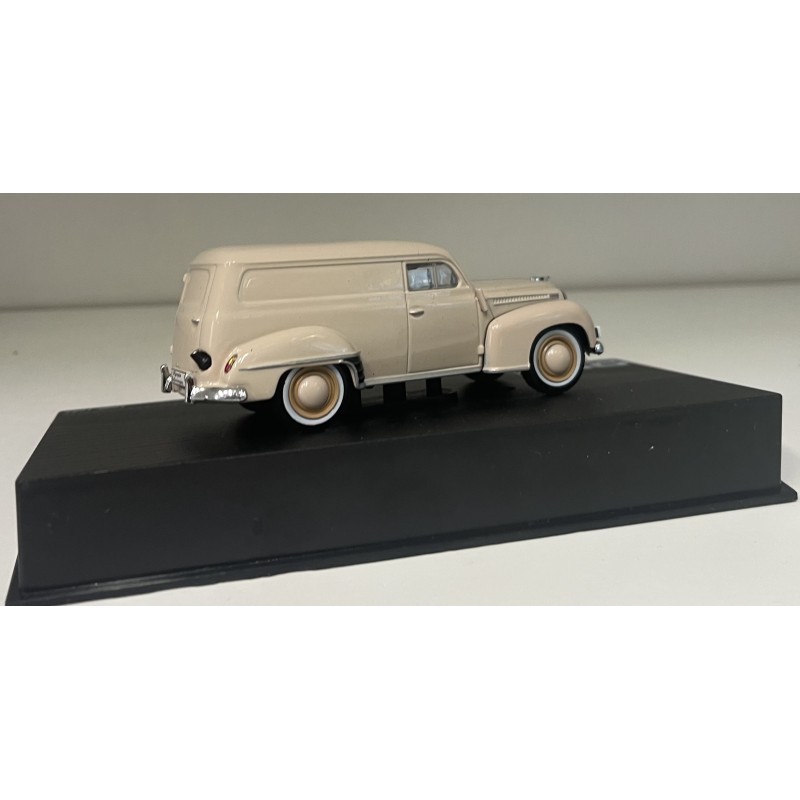 Opel Olympia Kastenwagen 1950 1:43 IXO