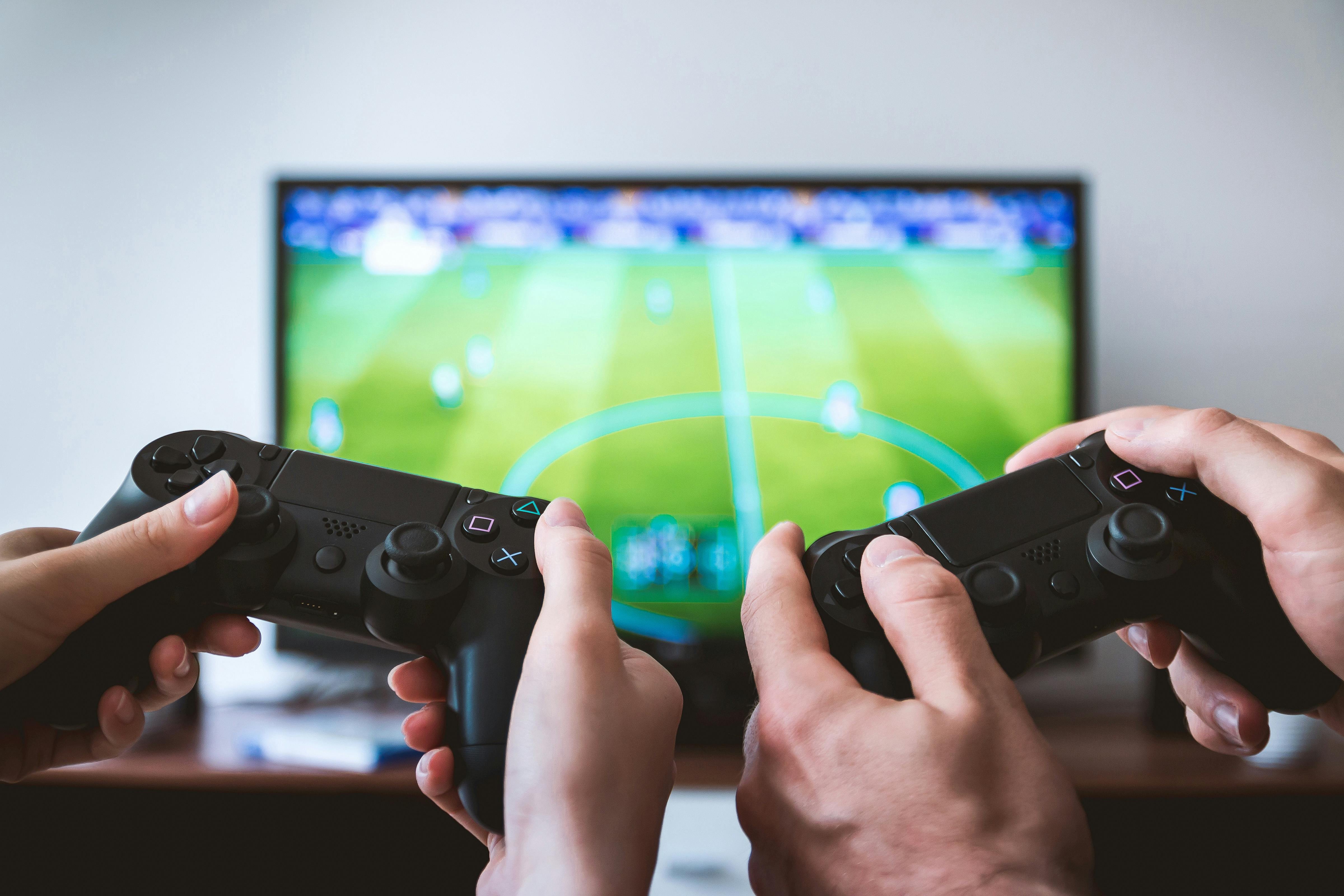 Kaip išvalyti PS4 ventiliatorių namuose?