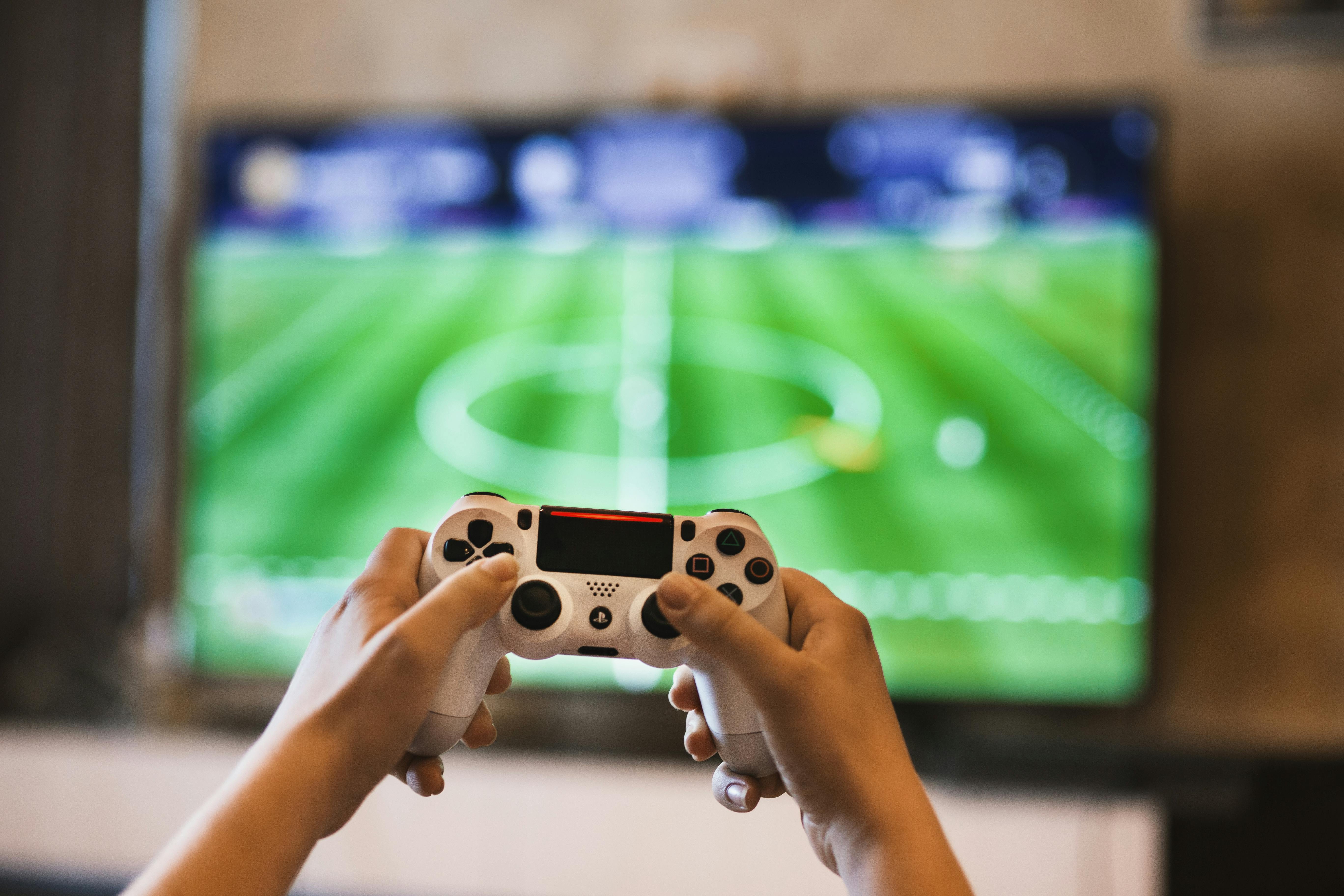 Kiek laiko PS4 dar gaus žaidimų atnaujinimus?